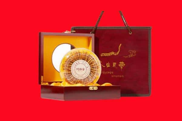 收购资讯:崇左市宁明回收冬虫夏草是按克吗